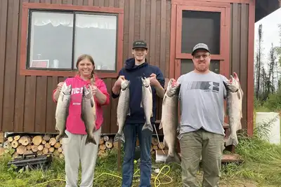 Image de Alaska Fishing Cabin