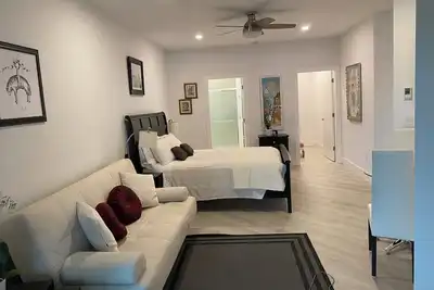 Koka Coast By The Sea-1- Private  Suite 6406 Gale Ave N