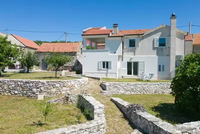 Image de Appartement confortable à Podgrade