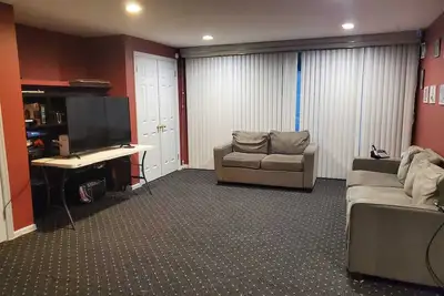 Image de perfect for passover next to all shuls