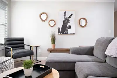 Image de Cozy Windy Meadow Way W/Hot Tub