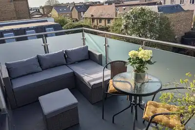 Image de Light and spacious - 3 bedroom flat in Wimbledon - 2 mins walk from tube station