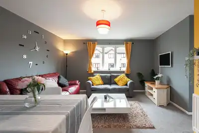 Image de Cosy 2 Bdr Apartment w/ Free Parking close to Tower bridge