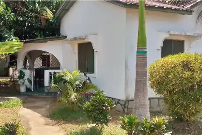 Image de Quiet family friendly, spacious walk to beach