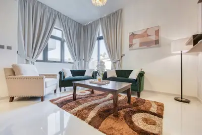 Image de Extensive 3br Townhouse at Damac Hills 2 Janusia by Deluxe Holiday Homes