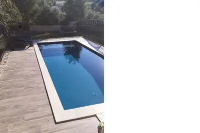 Image de Villa with pool + unusual accommodation in a tree