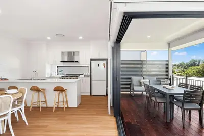 Image de Mcgrath welcomes you to Sea's the Moment Mollymook