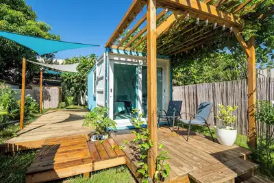 Container Home Glamping by the Beach!