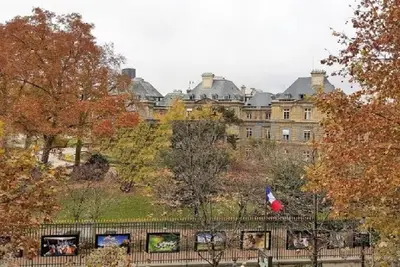 Image de exceptional location! 135m2 Facing The Jardin Du Luxembourg-Rue Du Medicis