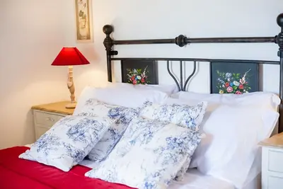 Image de Borgocuore: houses with swimming pool 7 km from Todi