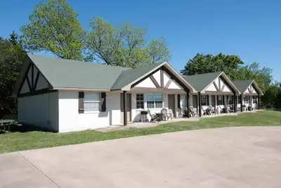 Image de Lake Texoma Six-Plex Room - 2 Queens
