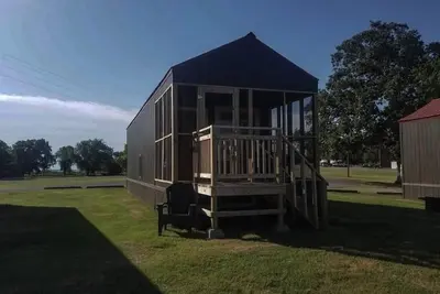 Image de Lake Texoma Lakefront Cabin - Texoma Breeze