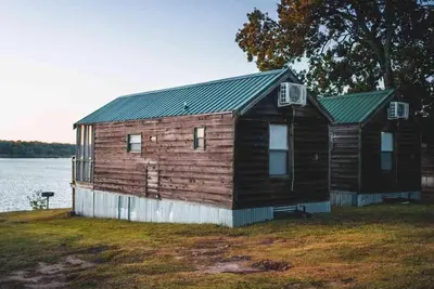 Image de Lake Texoma Cedar Cabin