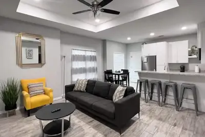 Image de No Cleaning Fee | Clean 2 Bd 2bth Apt