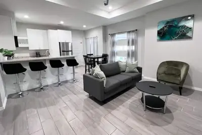 Image de No Cleaning Fee | Clean 2bd 2bth