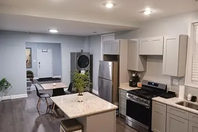 Image de Private villa in a vintage Chicago neighborhood - 10 minutes from downtown