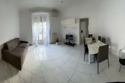 Image de The house stands near the Vatican is a bright and cozy home.