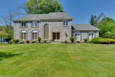 Image de Spacious Buffalo Brick Home w/ Backyard!