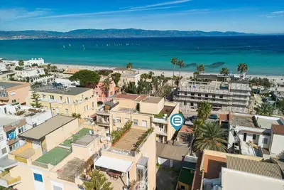 Image de Beachside Poetto Getaway