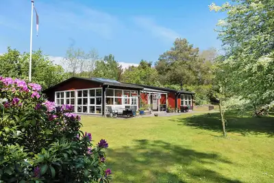 Image de Lovely cottage in recreation area