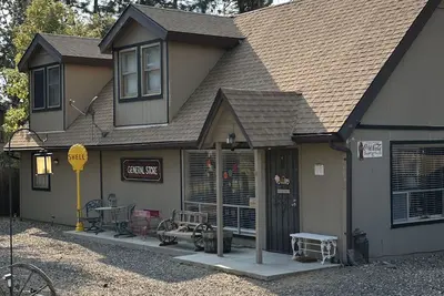 Image de Originally the Groom Creek General Store