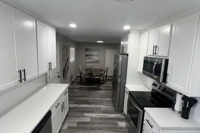 Image de High tech Hideaway!