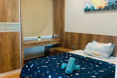 Family  friendly, cosy and spacious apartment above Imago Mall