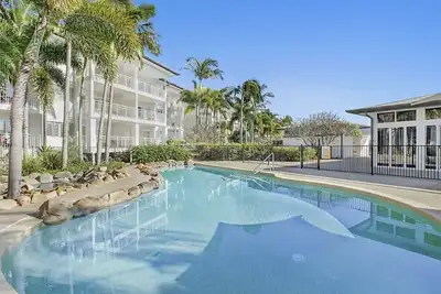 Image de The Pool Resort Kingscliff - 1 Br Spa Suite (7328) - Holiday Management Co.