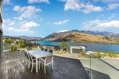 Image de High Rise Views (Luxury Retreat)