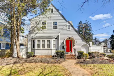 Updated Baltimore Home 8 Mi to Downtown!