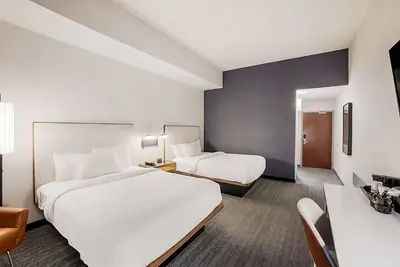 Image de Comfort & Convenience! w/ Onsite Pool, 4 Homely Units Short Drive to Phoenix Zoo