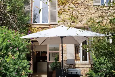 Image de Maison de charme mitoyenne pour 6 classé 5 étoiles