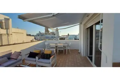Image de 2 Flamenco Penthouse A