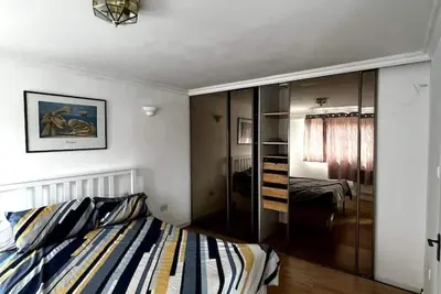 Image de Cheerful 4- bedroom townhouse with spacious garden