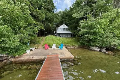 Image de Summer Breeze on Lake Winnisquam. Pet Friendly!