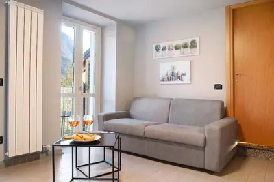 Image de Appartement de vacances 'Il Sole Di Calde Lago Maggiore 505' avec vue sur le lac et Wi-Fi