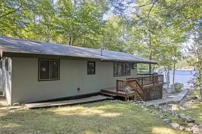 Image de Waterfront on Frye Island with an amazing view of Frye's Leap!