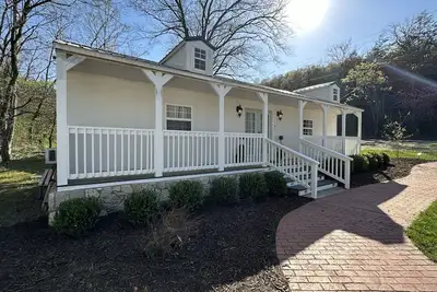 Image de Two bedroom Cottage by the Creek