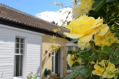 Image de Detached 3 Bed single storey property, sleeps 2 to 6 + off streetparking 2 cars