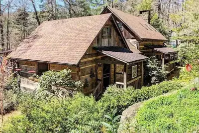 Image de Historic Mountain Cabin in Beautiful Lake Rabun