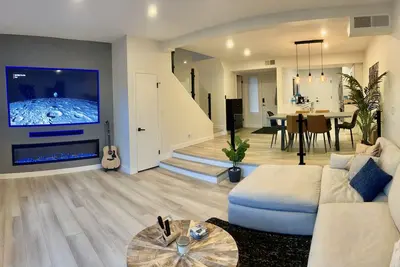 Image de Modern Furnished 2b/2. 5Bth/Garage/Gtd/N. Scottsdale