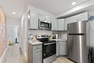 Image de The Mykonos Muse | University City Philadelphia