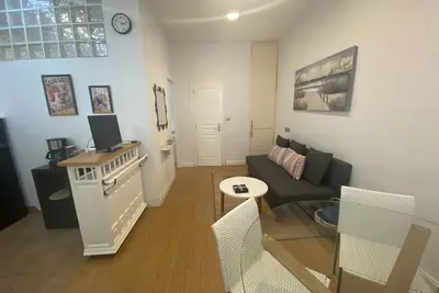 Image de Beautiful Loft in the Cc of Vistahermosa, fashionable place of the Port and 5m from the beach