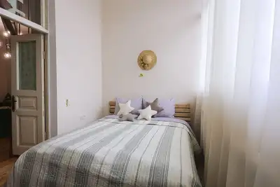 Image de Newly opened Art guest house located in the heart of Gyumri town.