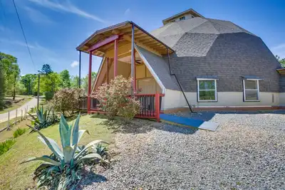 Image de Unique Country Getaway in Angie w/ Covered Patio!