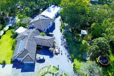 Image de Private exclusive resort - 40 Min to City