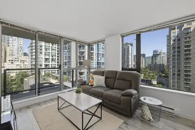 Image de Fully Furnished Downtown Condo In Heart of Vancouver w/ Gym