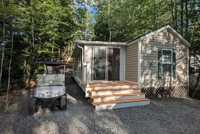 Image de Point Sebago Resort - Cottage Rental close to the Beach and Amenities!