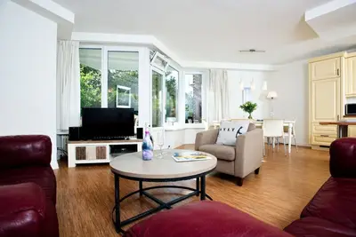 Image de House Kamperhof Syltresidenz App. 1 - Spacious vacation apartment for 4 persons with