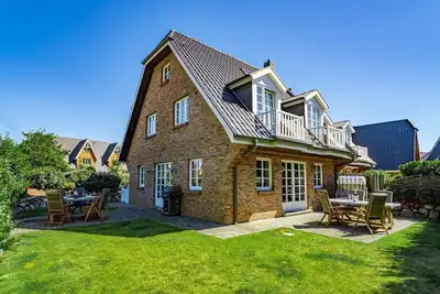 Image de Lerchennest - vacation home for up to 6 people with garden. - only 500 meters